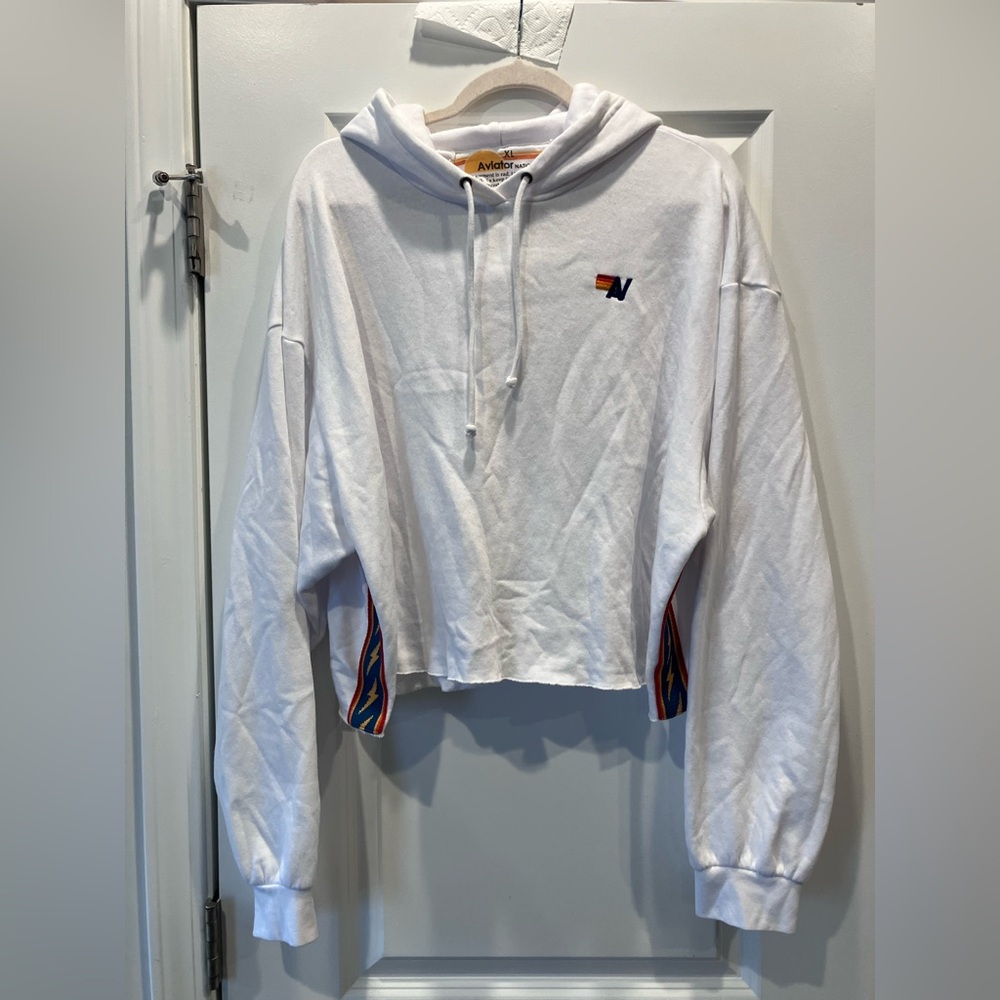 AVIATOR NATION White Cropped Hoodie with Logo